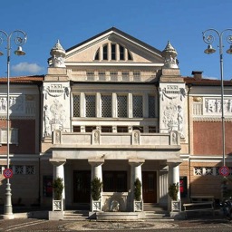 teatropuccinimeranoesterno